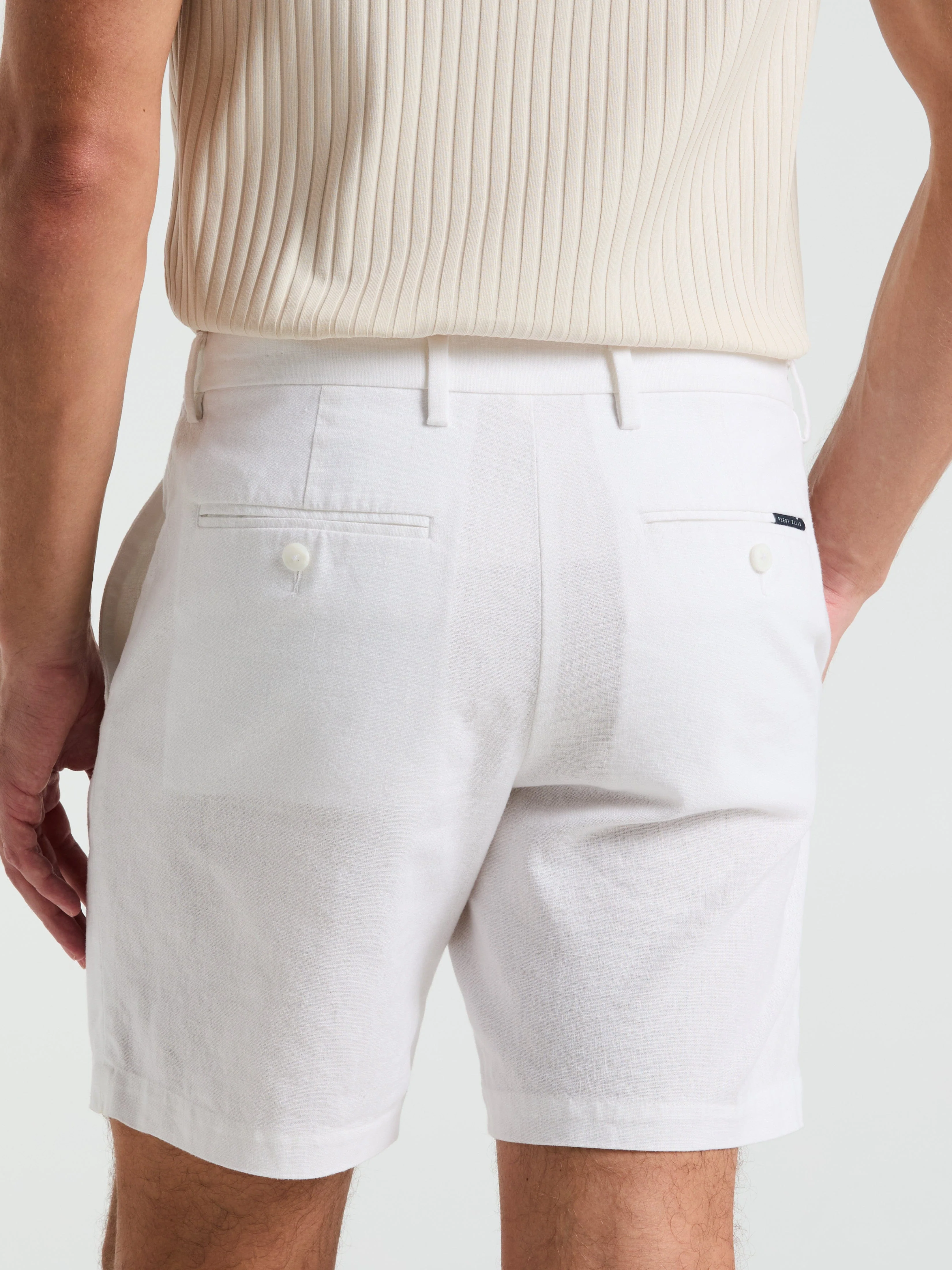 8" Flat Front Linen Cotton Short - Image 3