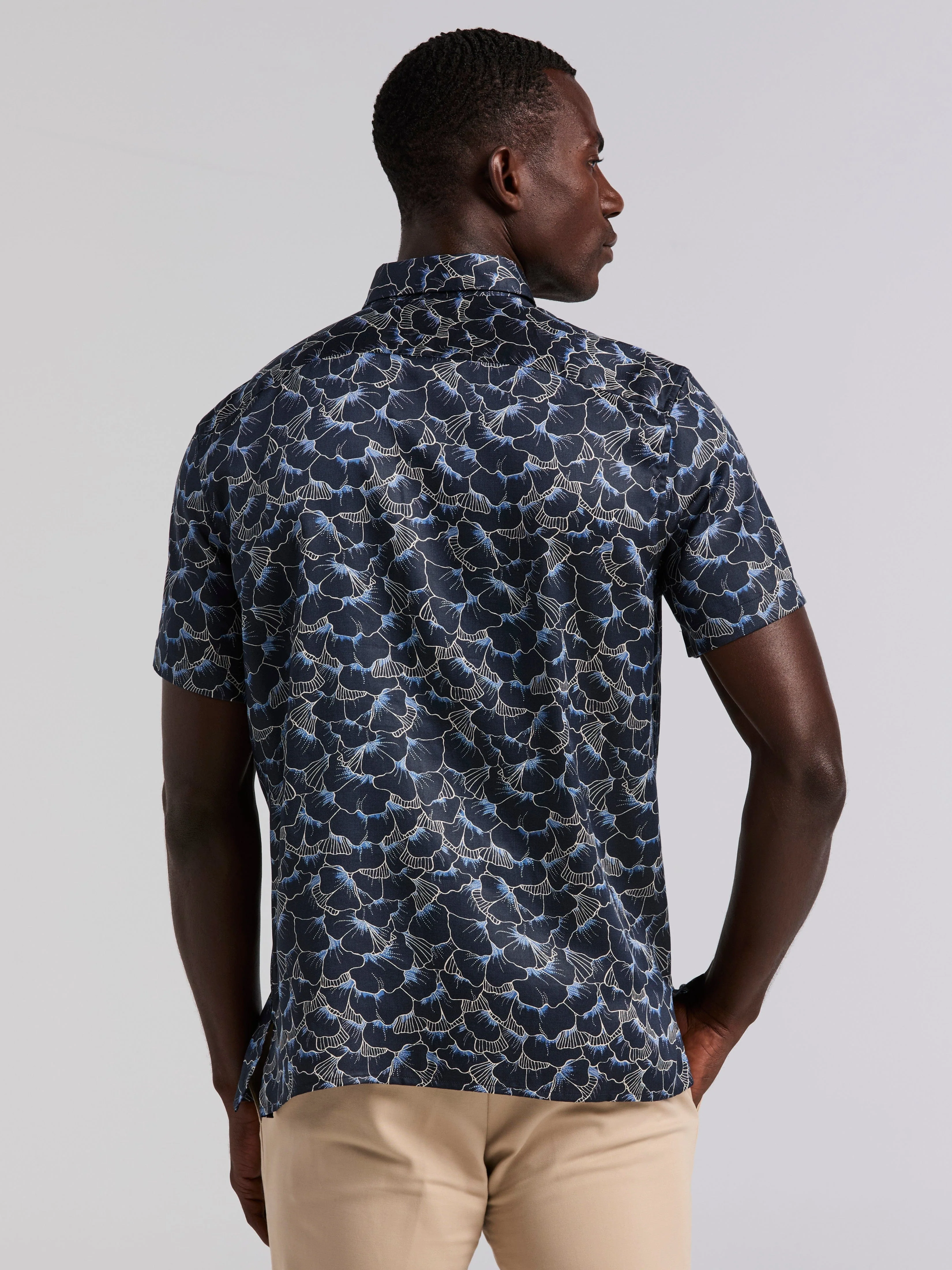 Ginkgo Print Short Sleeve Shirt - Image 2