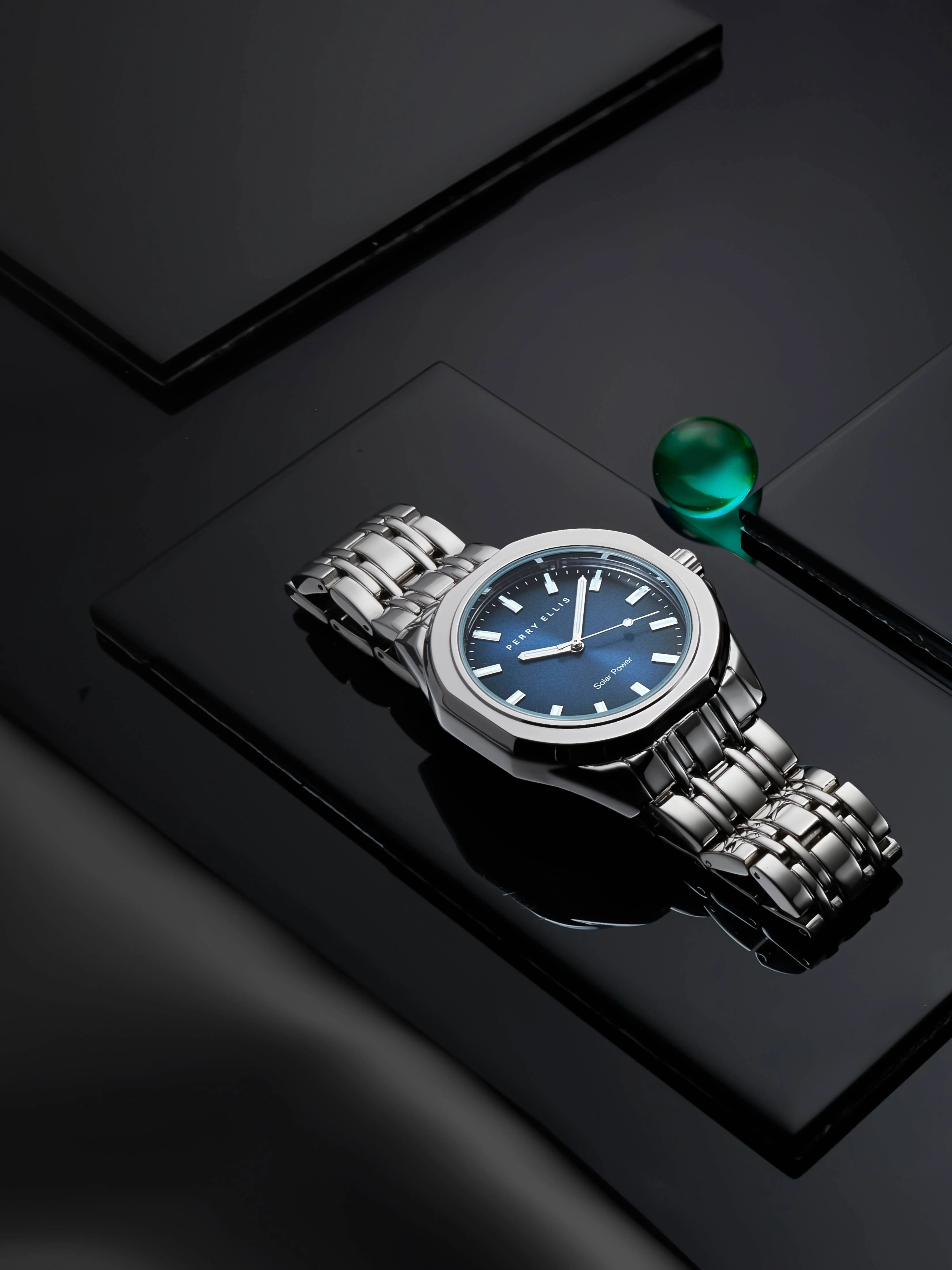 Perry Ellis 42mm Solar Powered Bracelet Watch - Image 3