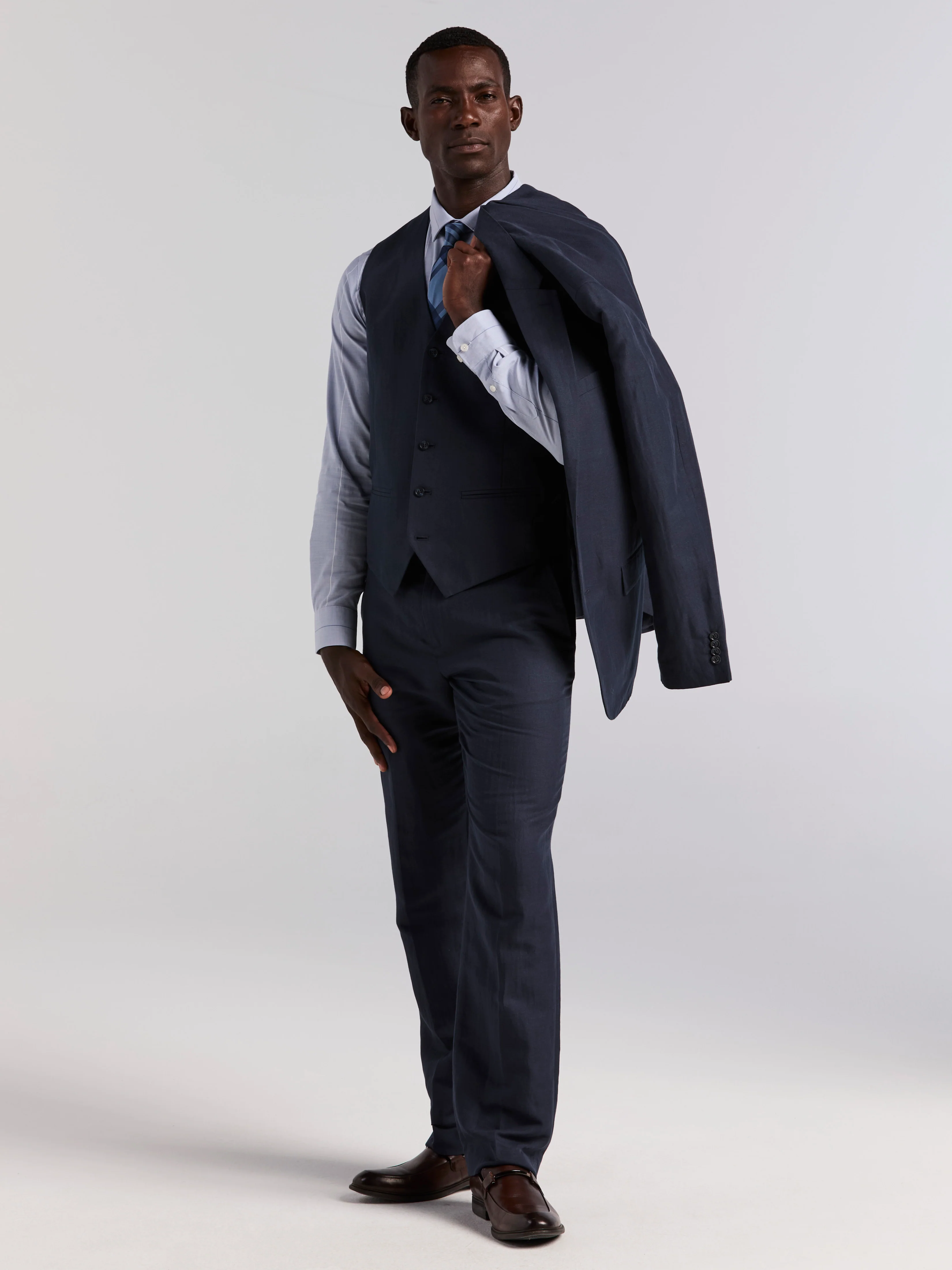 Slim Fit Linen Blend Herringbone Stretch Vest - Image 4