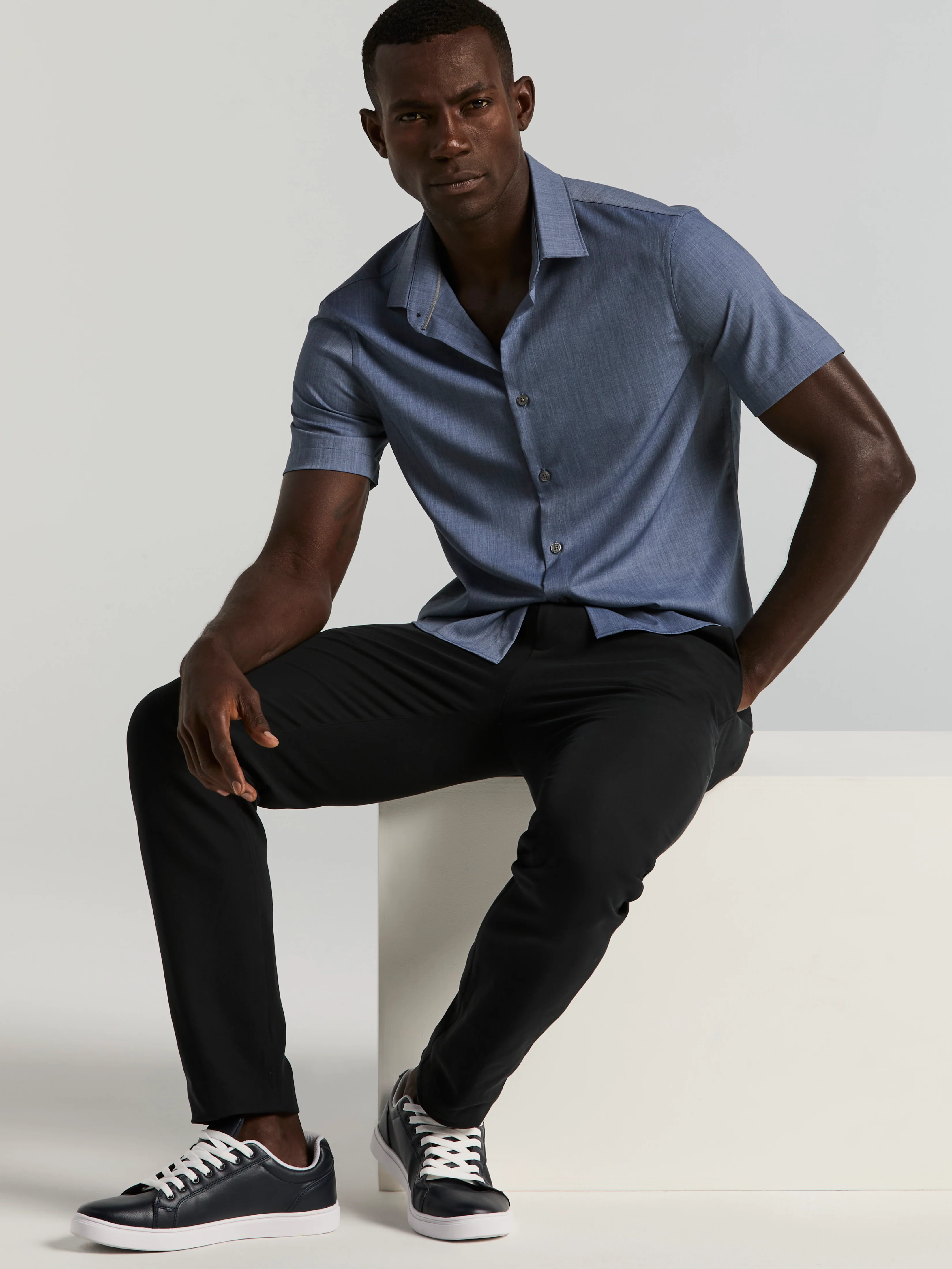Slim Fit Total Stretch Heathered Short Sleeve Shirt - Image 10