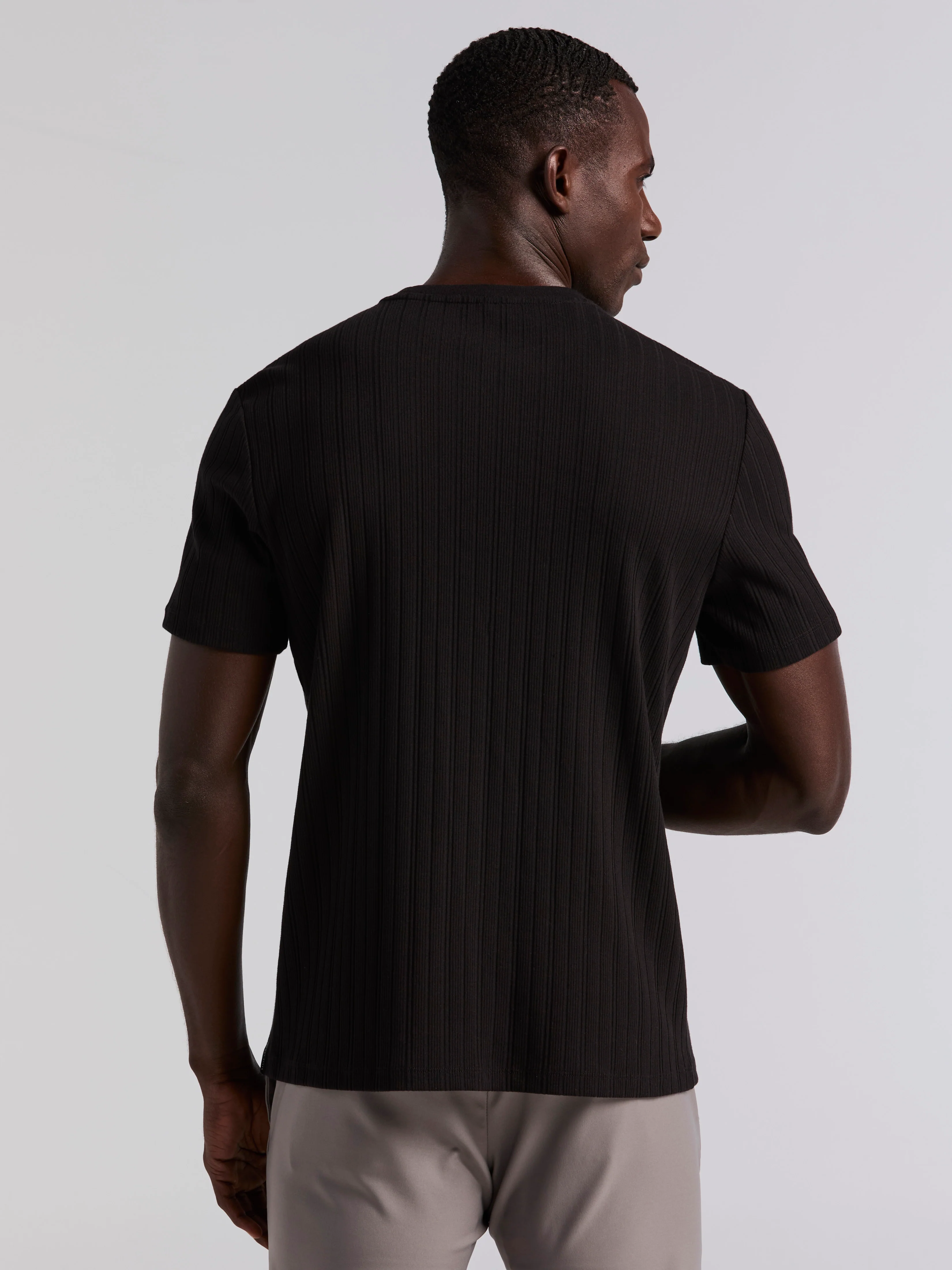 Textured Ribbed Crew Neck Tee - Image 3
